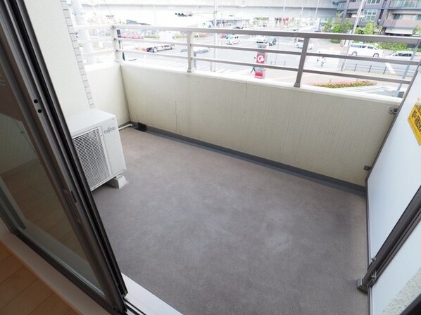 グラン アベニューIの物件内観写真